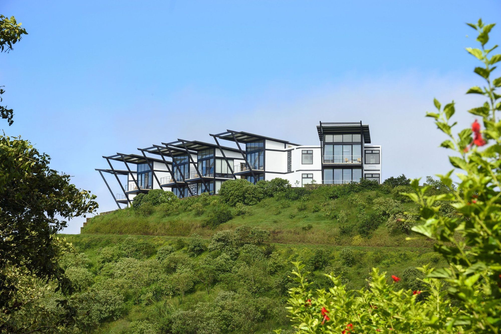 Pikaia Lodge Santa Cruz Island Exterior foto
