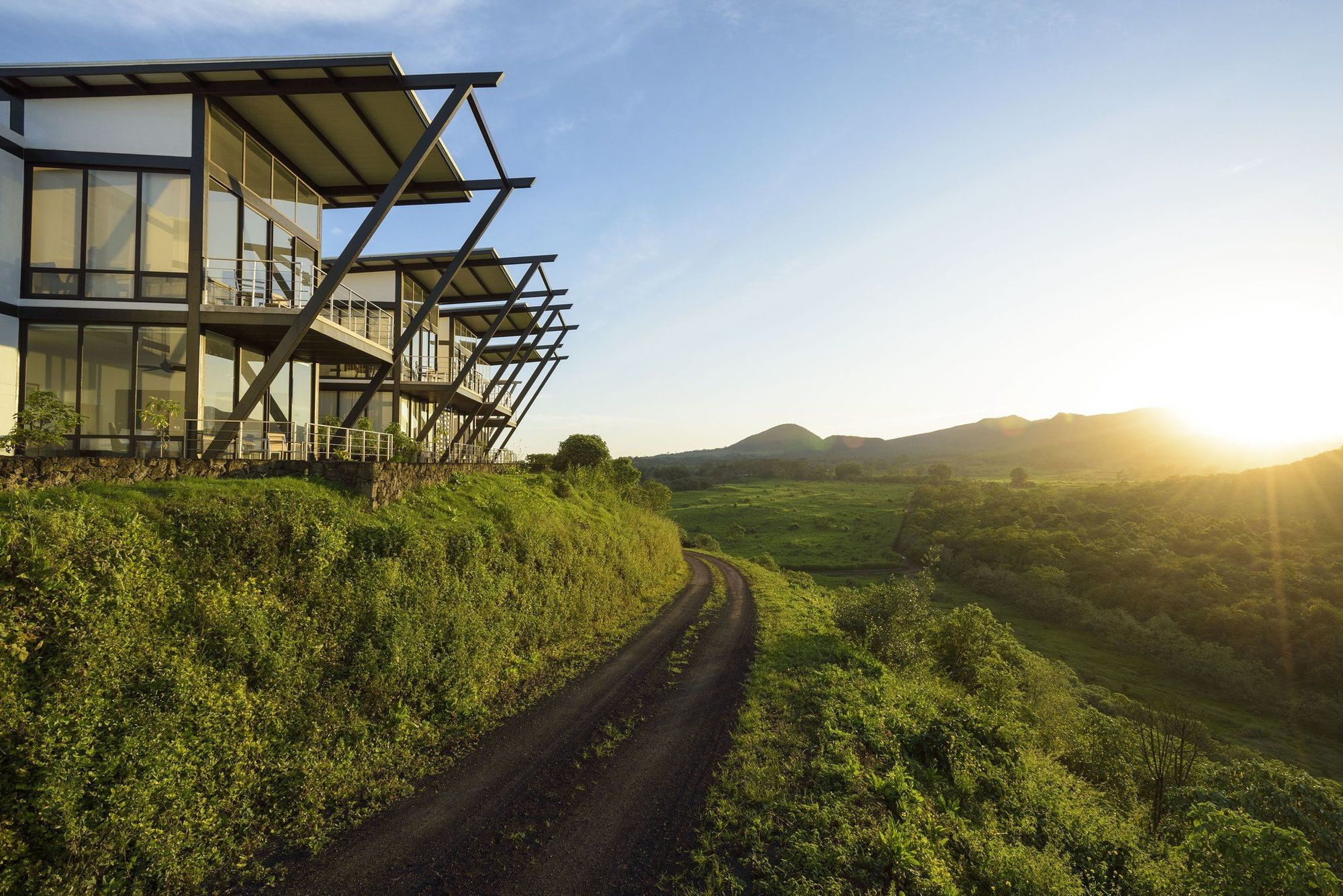 Pikaia Lodge Santa Cruz Island Exterior foto